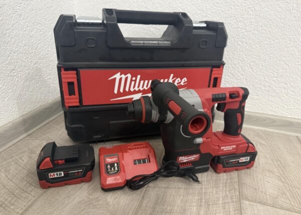 Aku udarna bušilica Milwaukee SDS i SDS Plus2 baterije